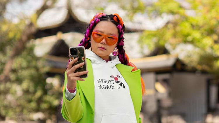 KEEPIN' IT SIMPLE ALL DAY HOODED SWEATSHIRT